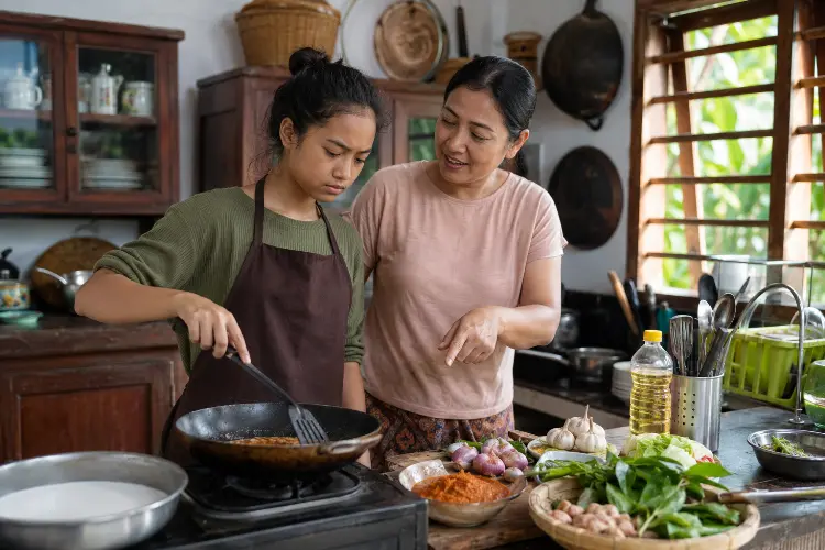 Belajar Memasak dan Salam untuk Santan